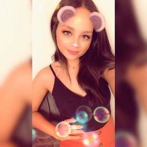 Meet your Posher, Beatriz